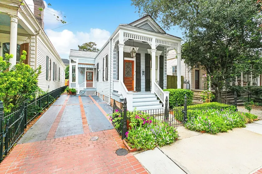 Uptown Carriage House 900 ft to Magazine & 3 Blocks to Mardi Gras Parade Route - Image 1