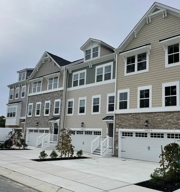 Newly Built Townhome Near Ocean City Beaches & Attractions - Image 1