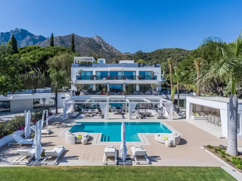 All About Villa Serenity - Image 1