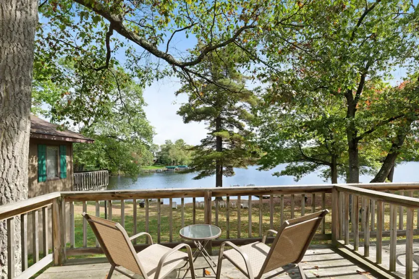 Chanticleer Inn 51 - Image 1