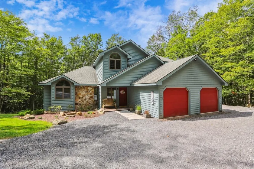 Newly renovated mountain home is sure to give you a Peaceful Easy Feeling! - Image 1