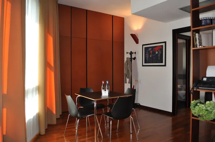 Milan: Appartement dans résidence élégante et moderne - Image 1