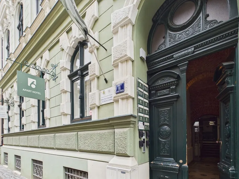 Apart No 6 - Image 1