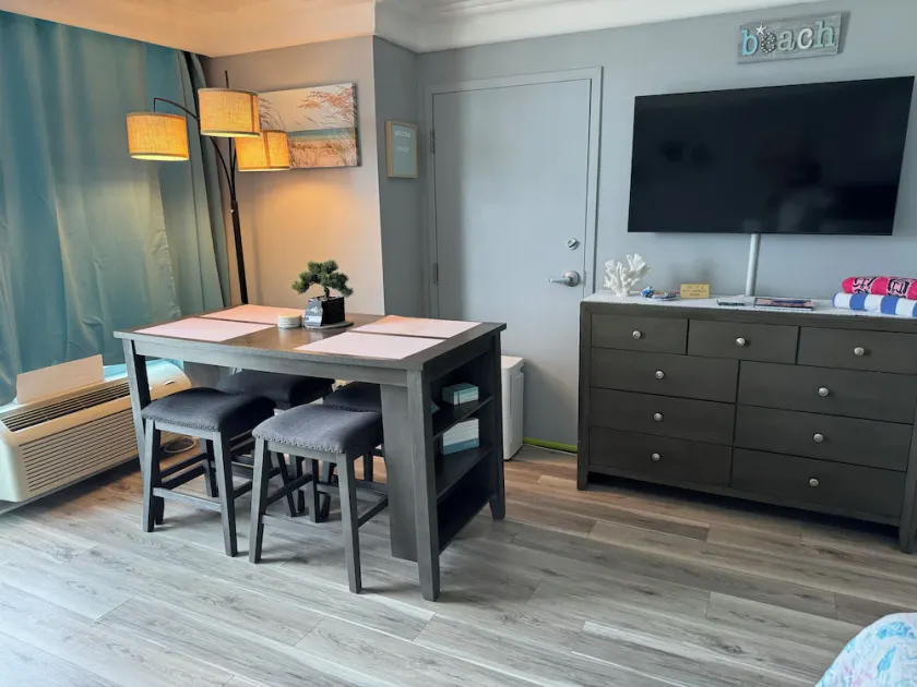 Cozy Studio with Direct Ocean View - Image 1
