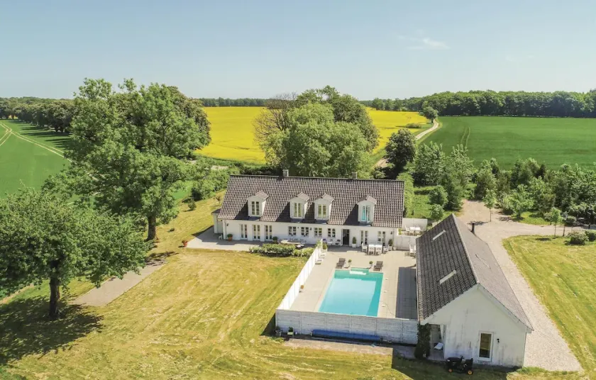 Seven-Bedroom Holiday Home In Orbak - Image 1