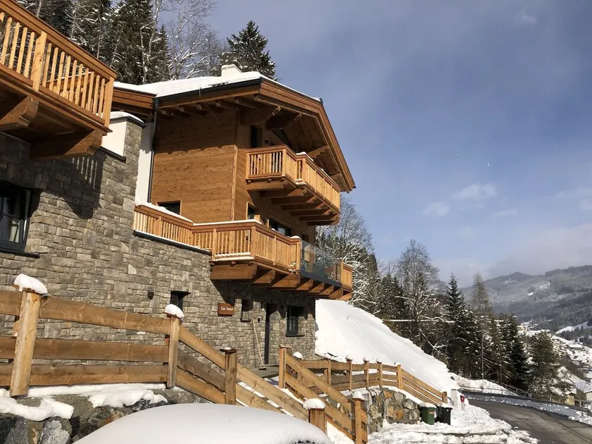 Apartment Alpendorf near Ski Slopes - Image 1