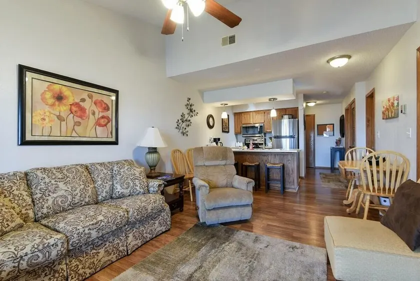Divine 9 Condo -Fishing Lake & Hiking Trails - Image 1