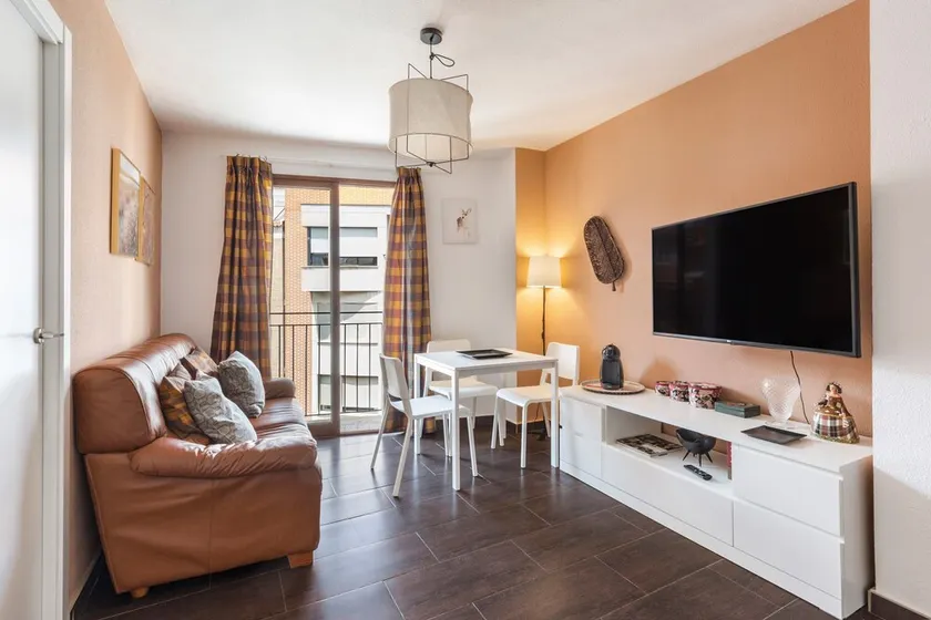 Apartment \"Dream\" with Balcony & Wi-Fi - Image 1