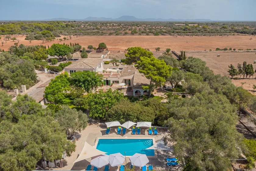 Agrotourism \"Els Marsals\" with Pool, Wi-Fi, Air Conditioning, Balcony, Terrace & Garden - Image 1