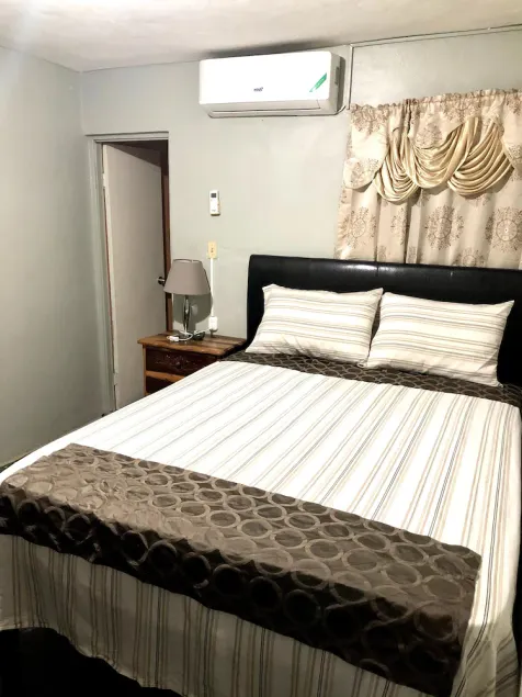 Zenith's home in Portmore - Image 1