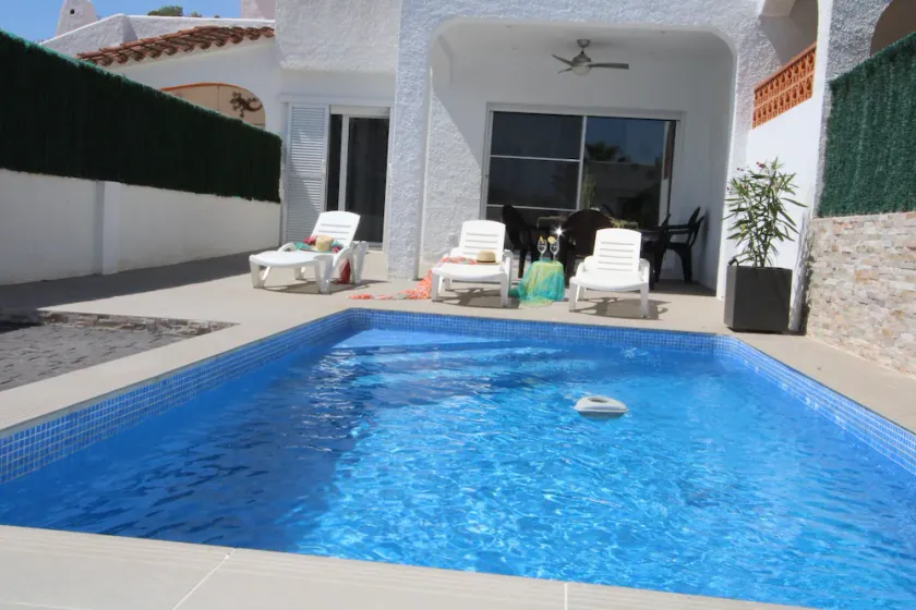 CASA LLUIS, Ideal fuer Ihren Urlaub am Meer, Witi gratis, optionale Klimaanlage, Privatpool, Hunde erlaubt, Hundestrand - Image 1