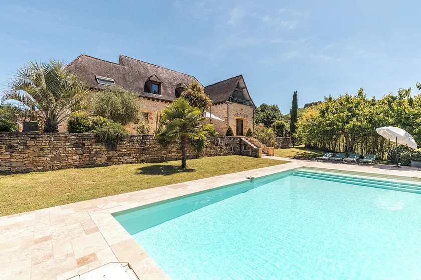 Pechanette, lovely large private swimming pool and completely fenced garden - Image 1