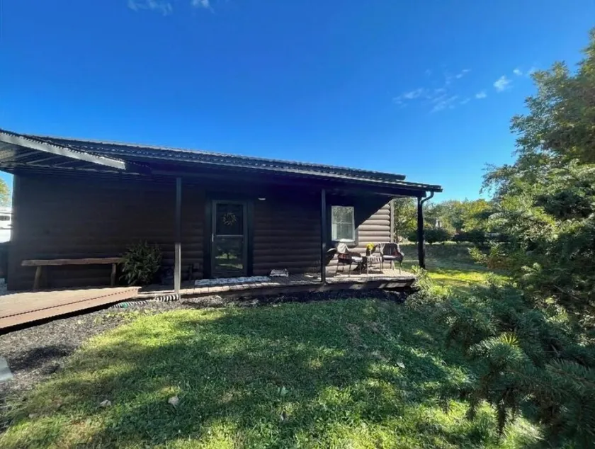 Country Retreat - Image 1