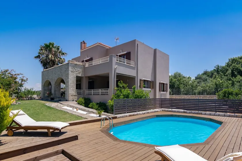 Iris Villa - Image 1