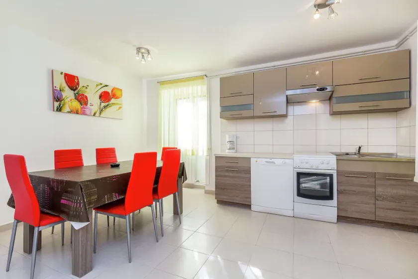 Lovely Apartment Near the Sea & the Center - Image 1