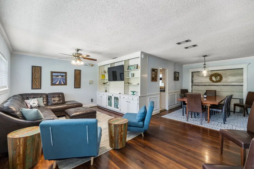 Spacious Family Home—Midtown Mobile; Huge Backyard; Pet friendly - Image 1