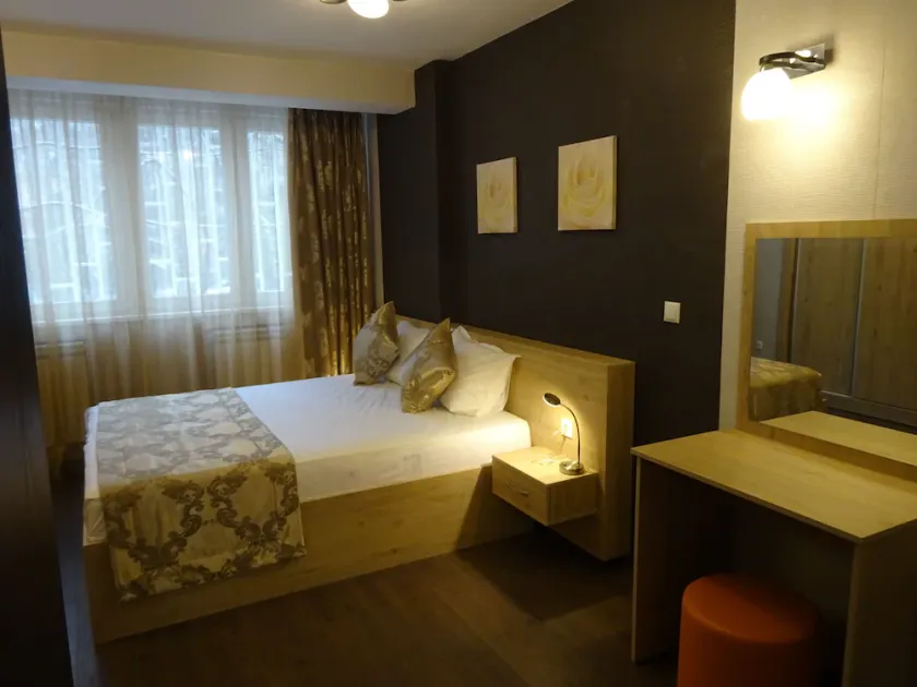 Brand new central apart with stylish decoration. - Image 1