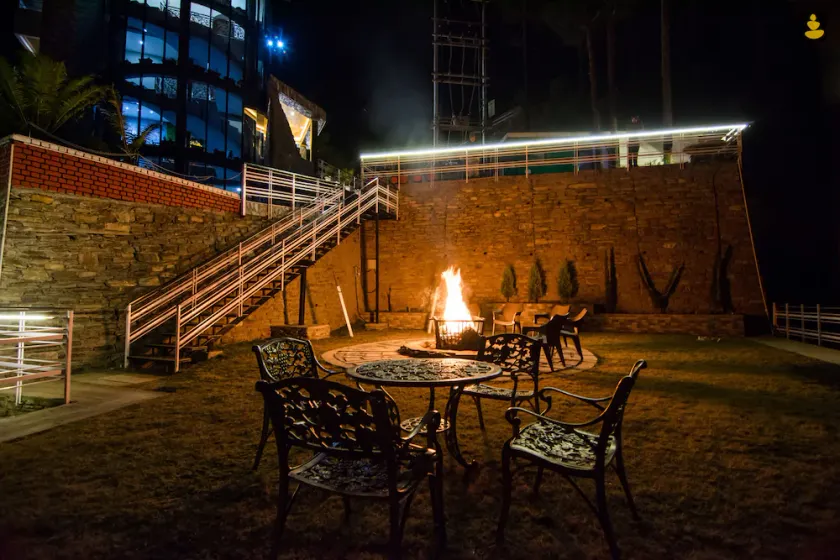 LivingStone Mountain retreat Chail Premium Plus Room - Image 1