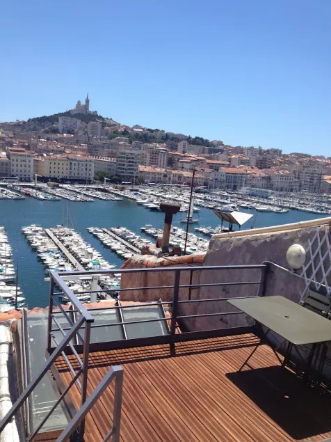 Vieux Port to Notre Dame de la Garde Triplex 70 m2 terrace - Image 1