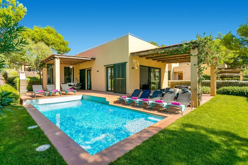 Villa Josefa by Villa Plus - Image 1