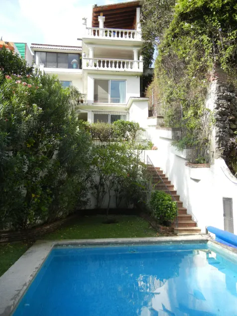 DELUXE APPARTAMENTO COMPLETAMENTE ARREDATO IN ZONA RESIDENZIALE TRANQUILLA - Image 1