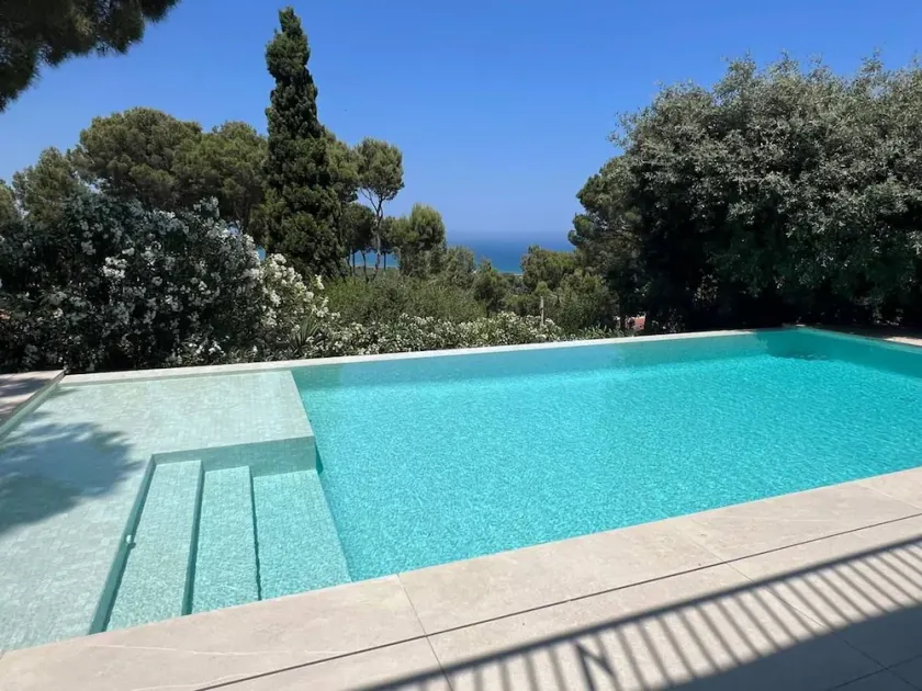 Smuk privat feriebolig med WIFI, privat pool, klimaanlæg, TV, gårdhave og panorama udsigt - Image 1