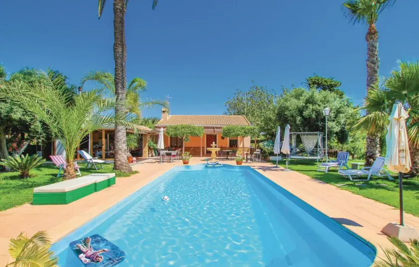 Fantastiskt hem i La Marina, Elche - Image 1