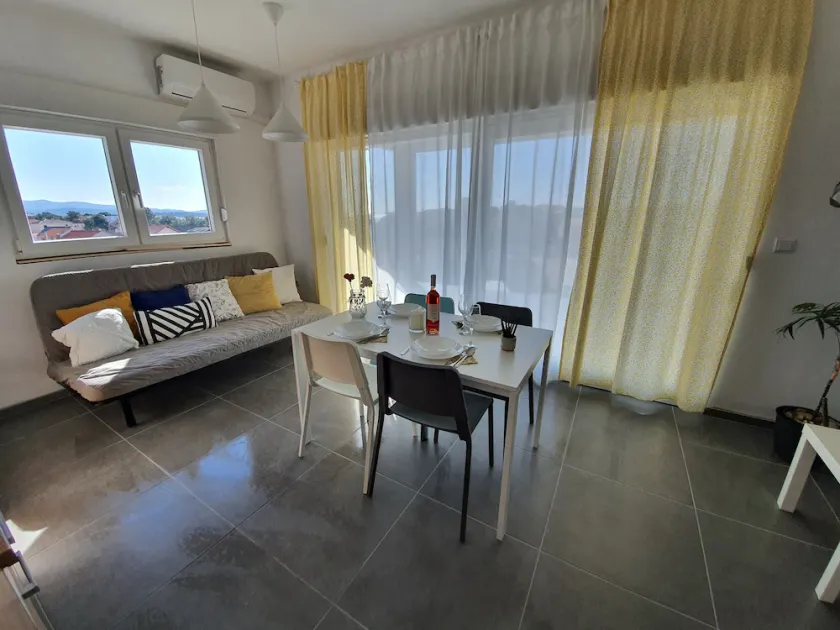 Summer holiday apartment- spacious sea view terrace- 2 min walk to the beach - Image 1