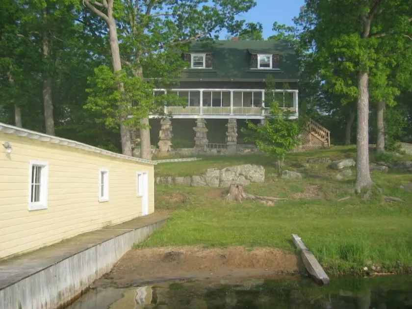 6 BR Waterfront Thousand Islands Cottage with Boldt Castle Views - Image 1