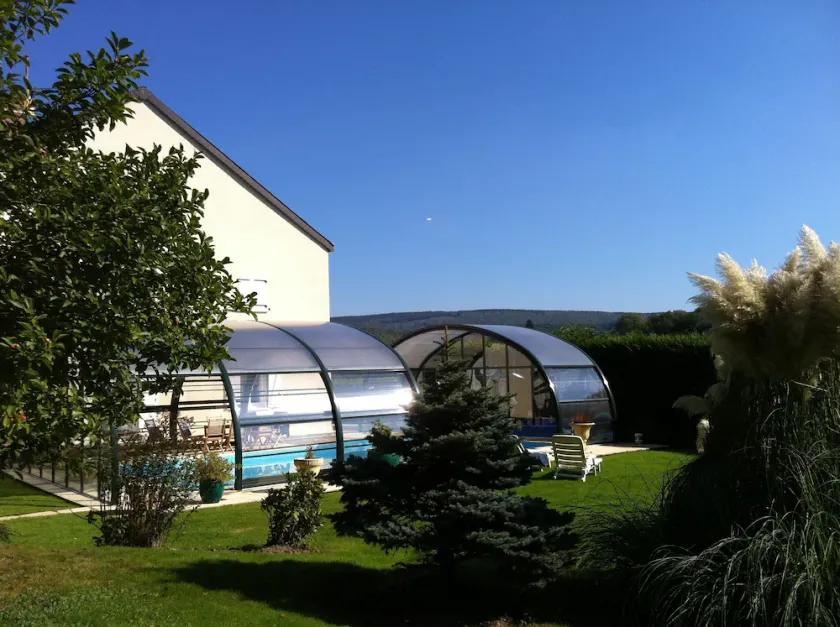 gite 4/6 pers i Ardennes, indendørs swimmingpool, greenway går forbi. - Image 1