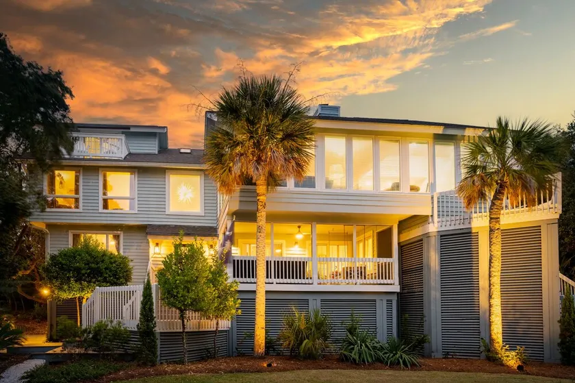 Across street from beach, Renovated, Wild Dunes - 7 Fairway Oaks - Image 1