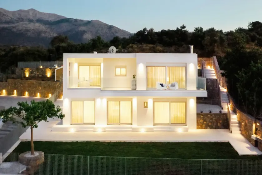 Villa Tetragon - Image 1