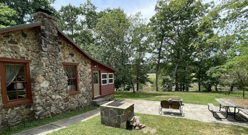  Private River Frontage!!!  Beautiful Cabin with Amazing views!  Available now!! - Image 1