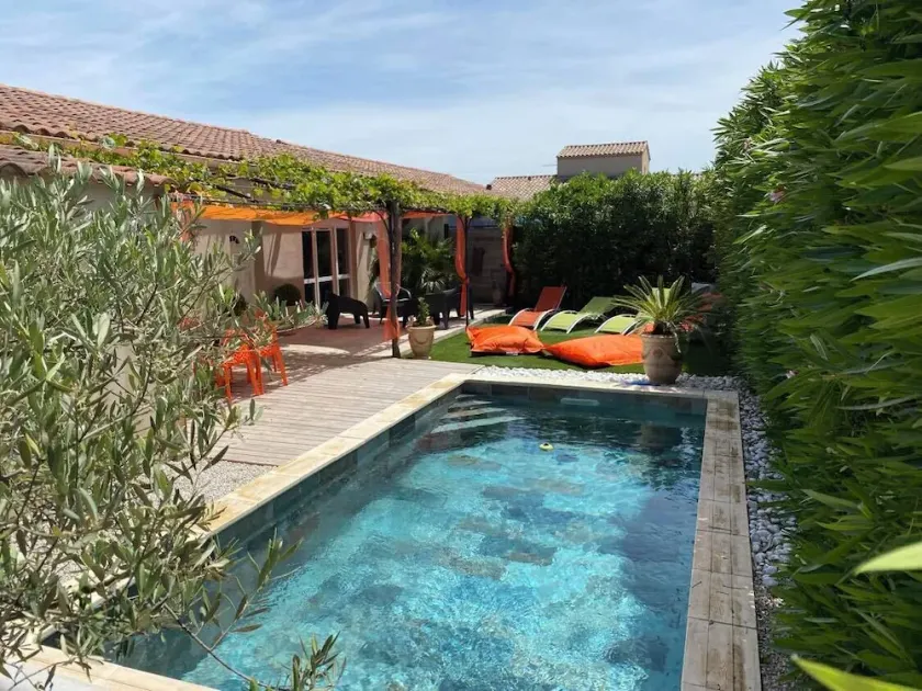 Villa TAVEL, near AVIGNON - Image 1