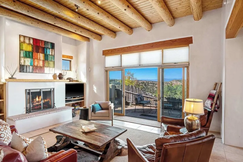 Breathtaking Sunset Views, Community Pool - Image 1