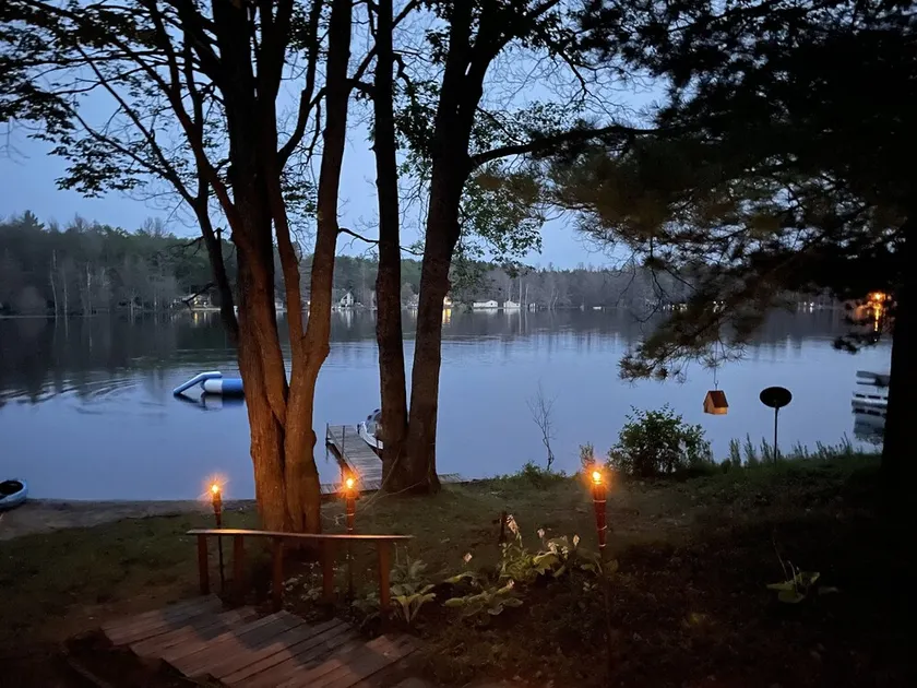 Northern Dream: All seasons lake house with nearby skiing, golfing and trails. - Image 1