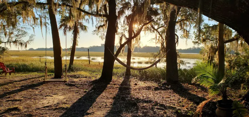 The Offbeat Oasis by the Marsh with Hunting Island Beach Pass - Image 1