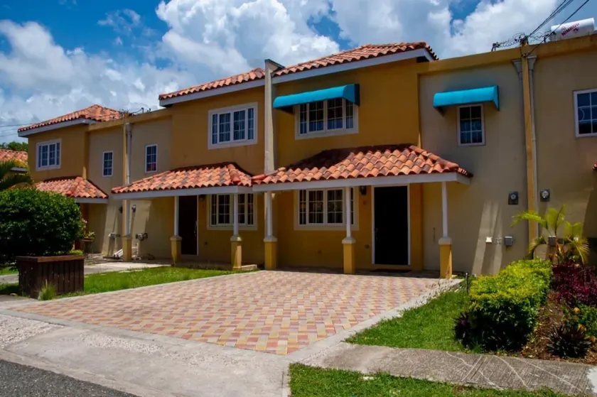Discover Serenity in Jamaica: Your Perfect Island Getaway Awaits! - Image 1