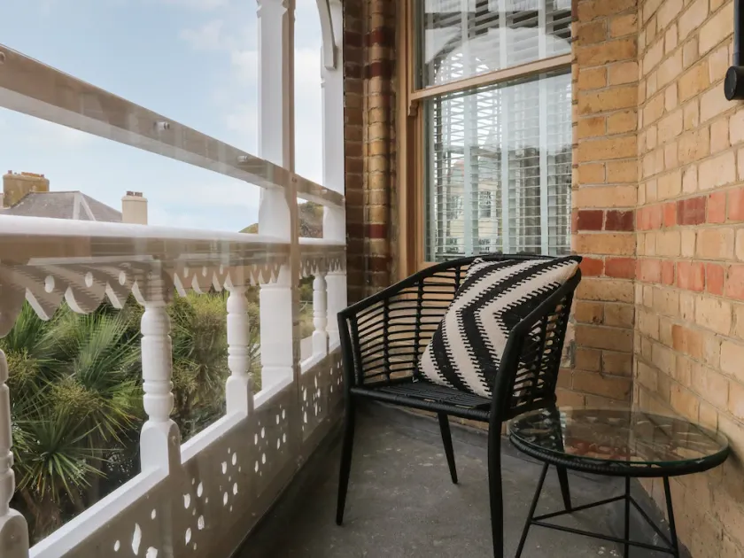 7 BELGRAVE APARTMENTS, romantic in Ilfracombe - Image 1