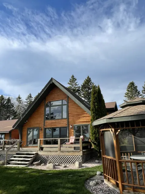 FREE wood for fireplace & fire pit Majestic Log Home on shores of Lake Michigan - Image 1