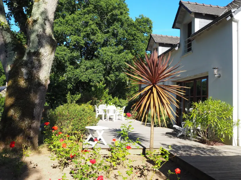Big garden, 200m beach, shops 500m, wifi, - Image 1