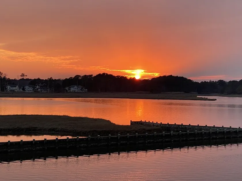 Waterfront Townhome - Decks, Dock & Kayaks – 2 King Suites, 5 Min to Bethany  - Image 1