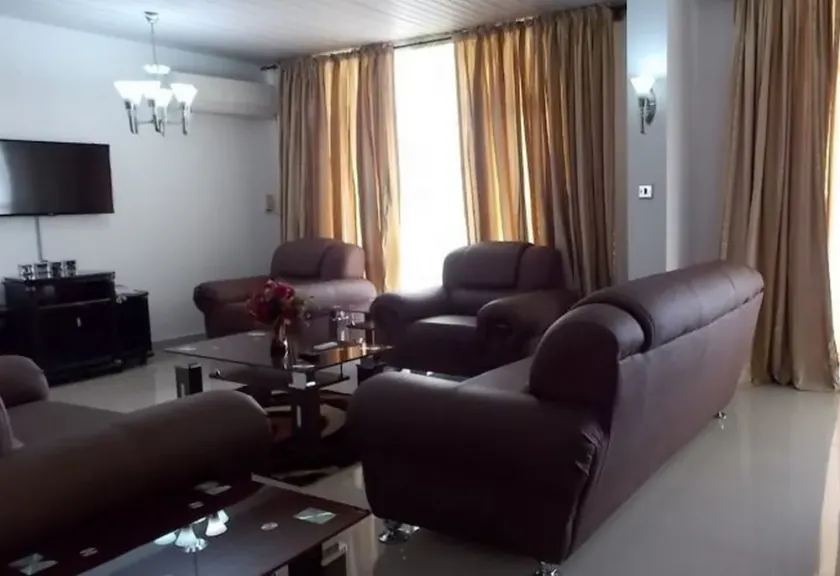 Premier Hotel - Image 1