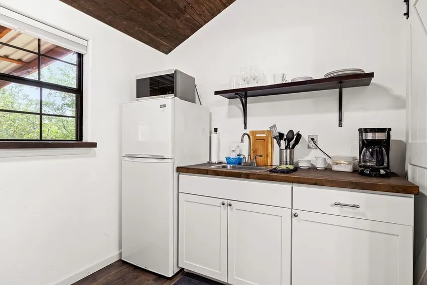 The Studio Cabin - Un refuge de cabine moderne et élégant - Image 1