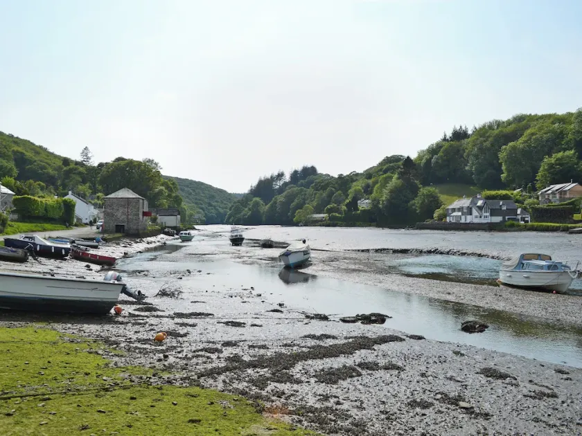 2 værelses bolig i Lerryn - Image 1