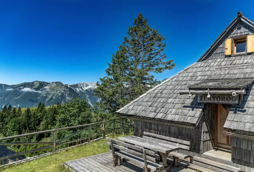 Koča Zlatorog - Velika planina - Image 1