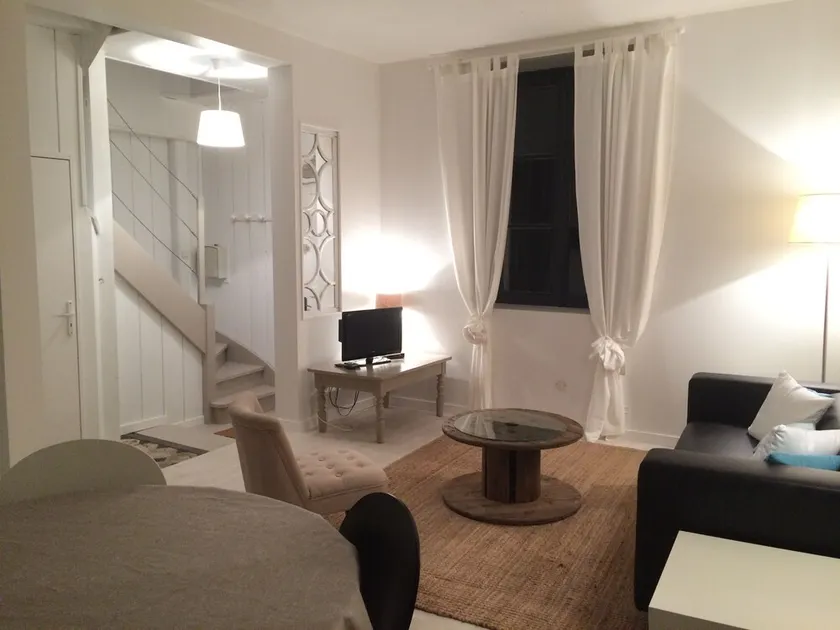 Gite 4 personnes centre ville Meung sur Loire - Image 1