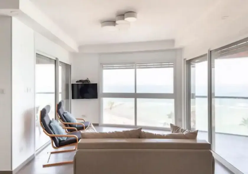 Iconic Tower 3BR l Frontline Sea View l Mamad - Image 1