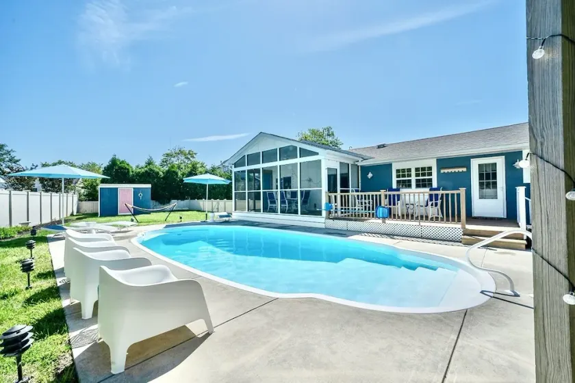 Renovated Cool House / Private Heated Pool / Short Walk to Beach / Sleeps 10 - Image 1