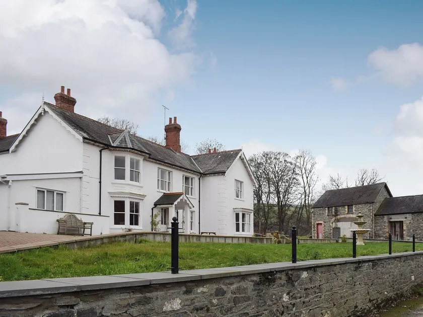 Maesbangor Farmhouse - Image 1